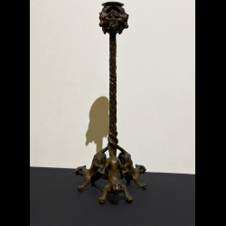 Paire de bougeoirs panthères en bronze signé Christophe Fratin