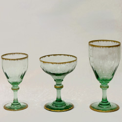 Verre à eau teinté vert clair bord flammé or, Daum manufacture de Nancy, Circa 1900