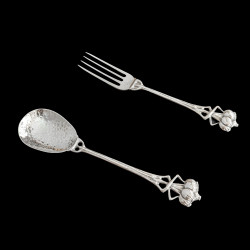 Paire cuillère fourchette Art Nouveau métal argenté martelé GB fin XIXe