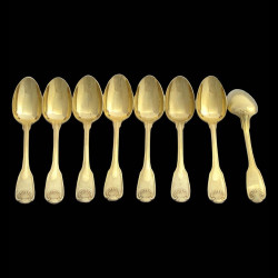 8 Cuillères à moka coquille en vermeil