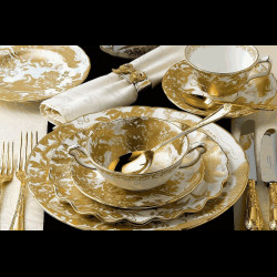 Tasse & Sous tasse à déjeuner Royal Crown Derby Gold