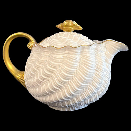 Théière coquillage Crème en porcelaine